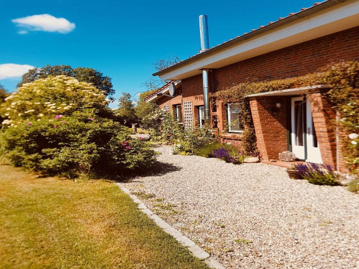 Ferienhaus Extrazeit_Urlaub Hasselberg  Luaran gambar